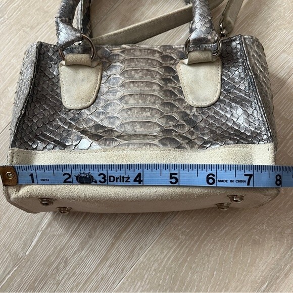 Chic Metallic Genuine Python Crossbody Bag - Picture 12 of 13